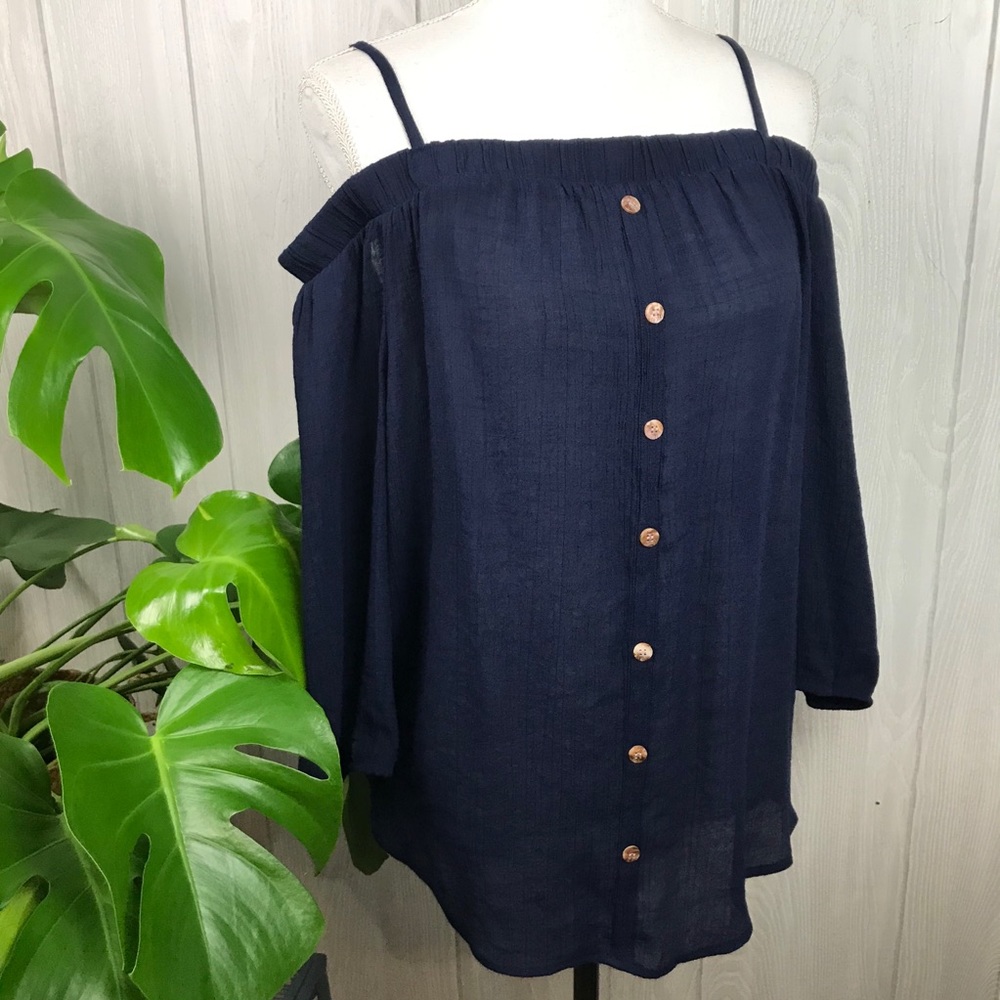 A. Byer casual top blue off shoulder lightweight